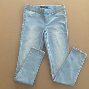 NEW Ms. Maggie Jeans Jeggings Skinny Light Wash